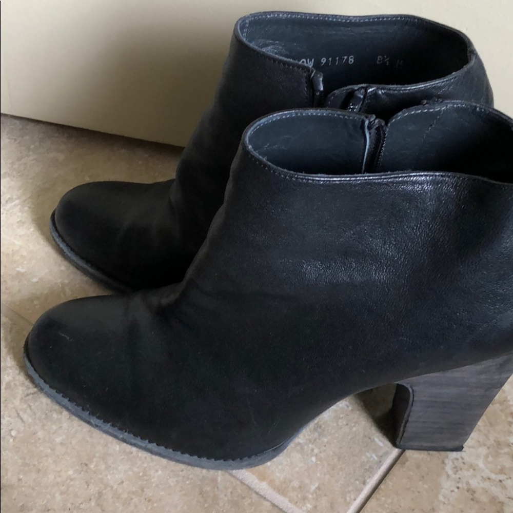 Stuart Weitzman booties